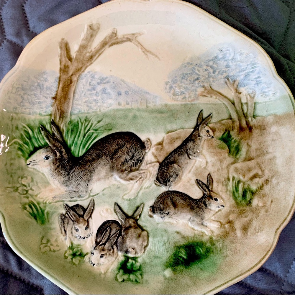 Majollica bunny plates set of 5. Made in France, 1900.